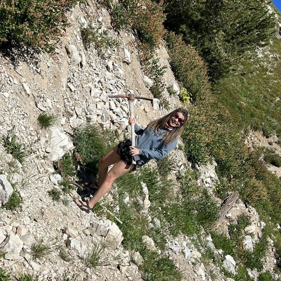 Meet your Posher, Jenny - Picture 5 of 5